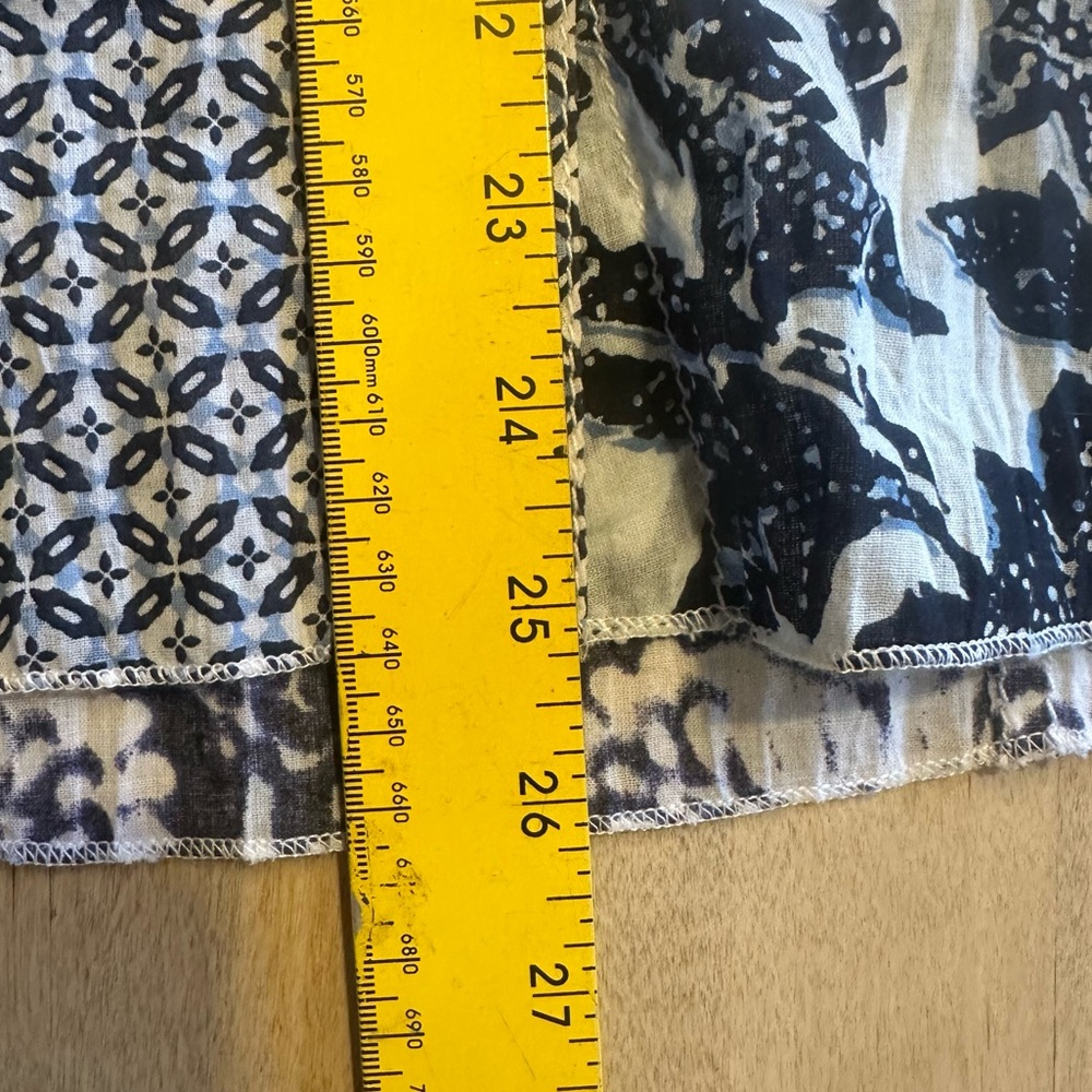 Cino Crinkle Cotton Blue Paisley Floral Batik print Roll Tab Sleeves - Picture 13 of 13